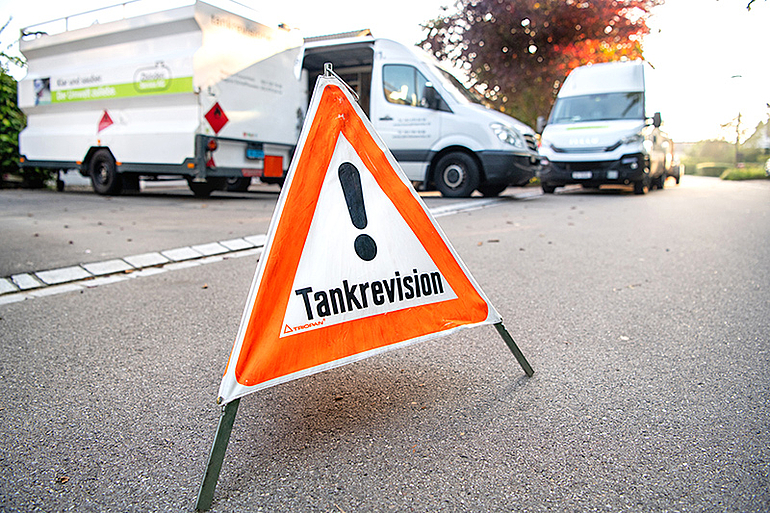 Erfahren Sie mehr über unsere professionelle Tankrevision, die gemäß Vorschrift durchgeführt wird. Entdecken Sie unsere zuverlässigen Dienstleistungen zur Überprüfung und Wartung Ihrer Tanks.